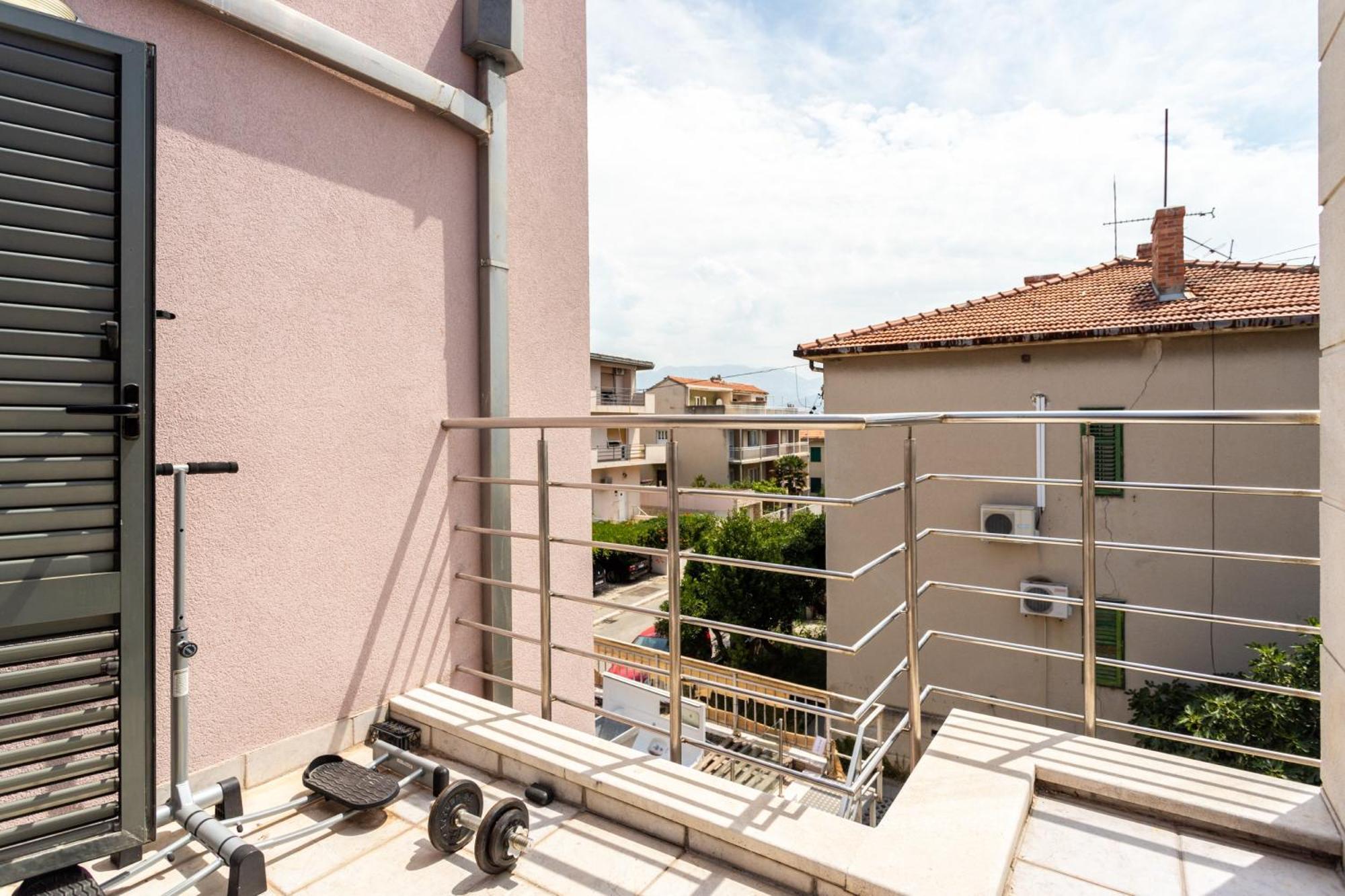 Villa Violeta With The Sea View, 3 Min Walk To The Beach Split Exterior photo