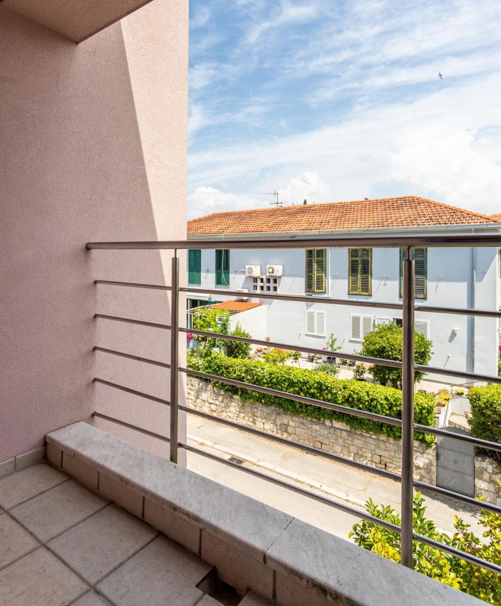 Villa Violeta With The Sea View, 3 Min Walk To The Beach Split Exterior photo